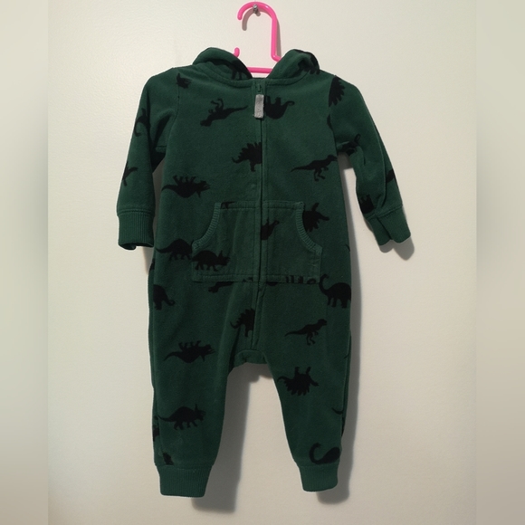 ๐ผ 4 for $10 Carter's hooded fleece one piece - Picture 1 of 3